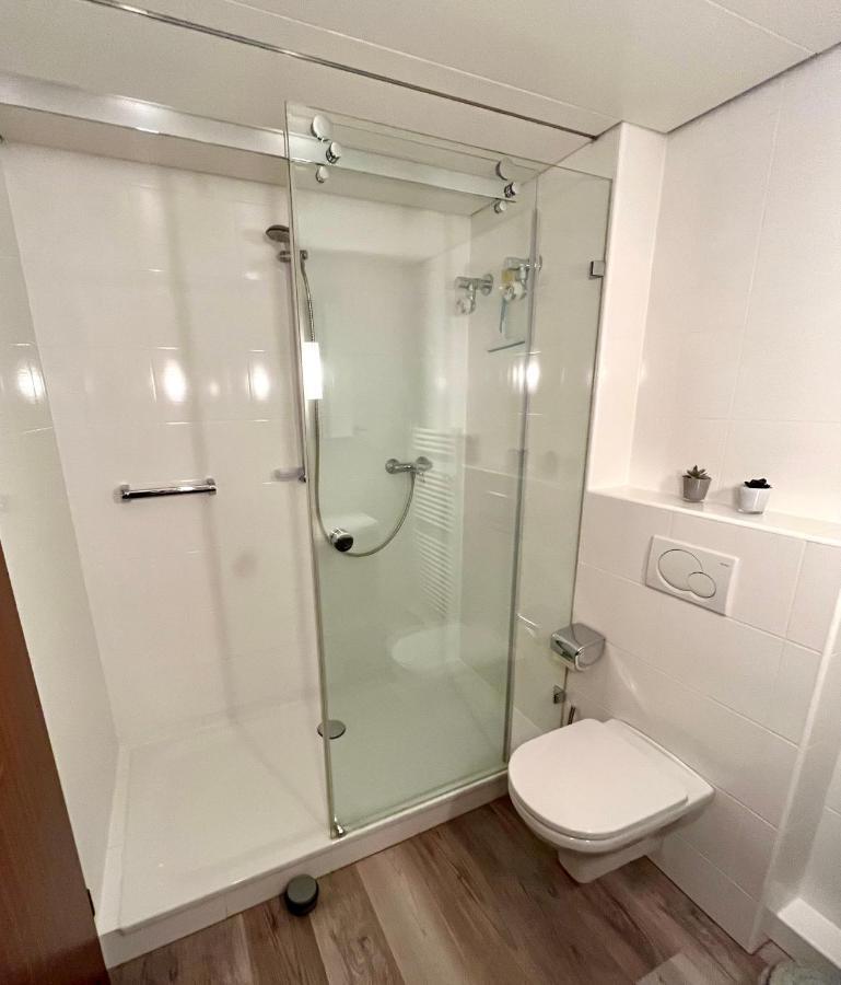 Appartementresidenz Am Kurpark - Ferienwohnungen Mit Pool & Sauna & Garage Bad Salzuflen Esterno foto